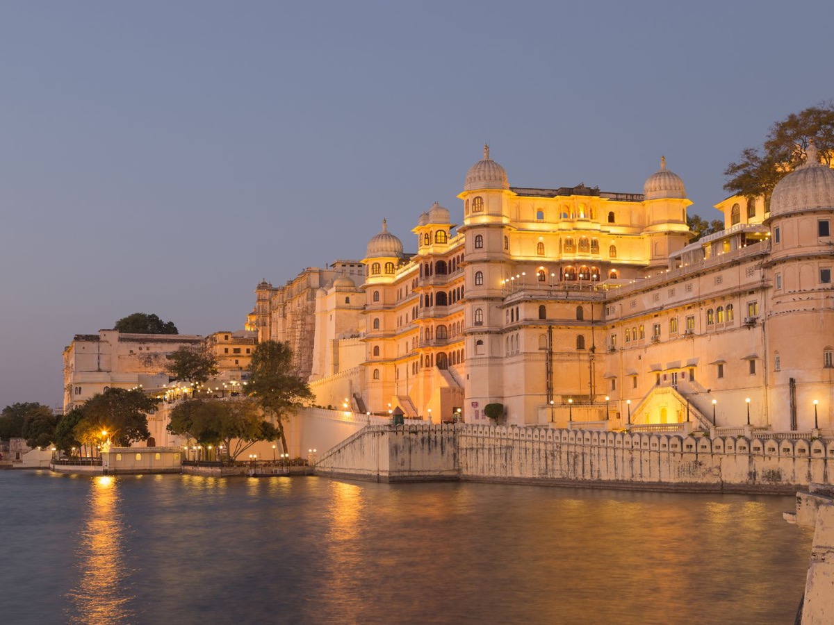 City Palace on Lake Pichola, Udaipur