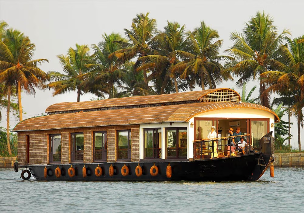 Spice Routes houseboat, Kerala