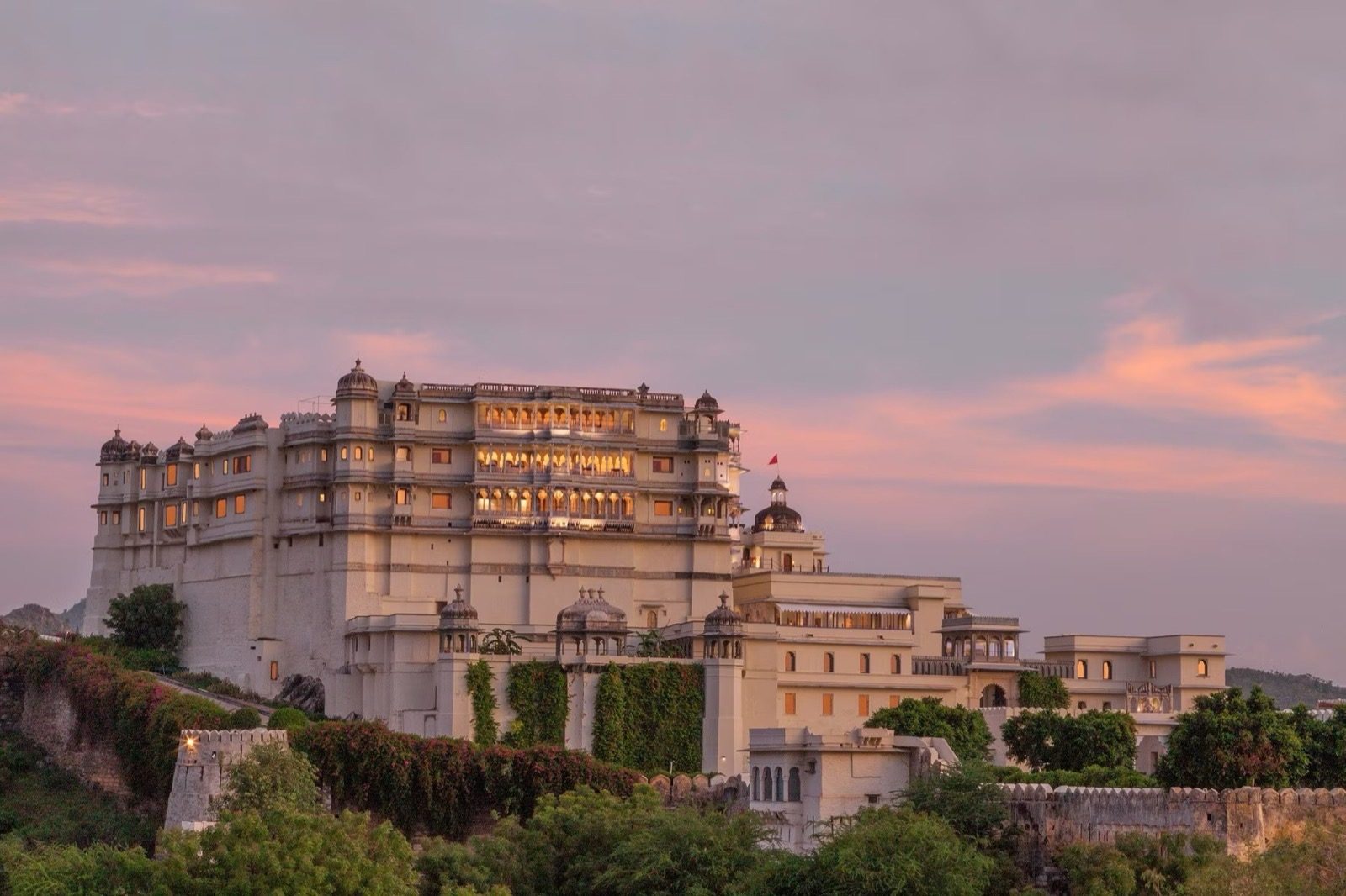 RAAS Devigarh, Aravalli Hills